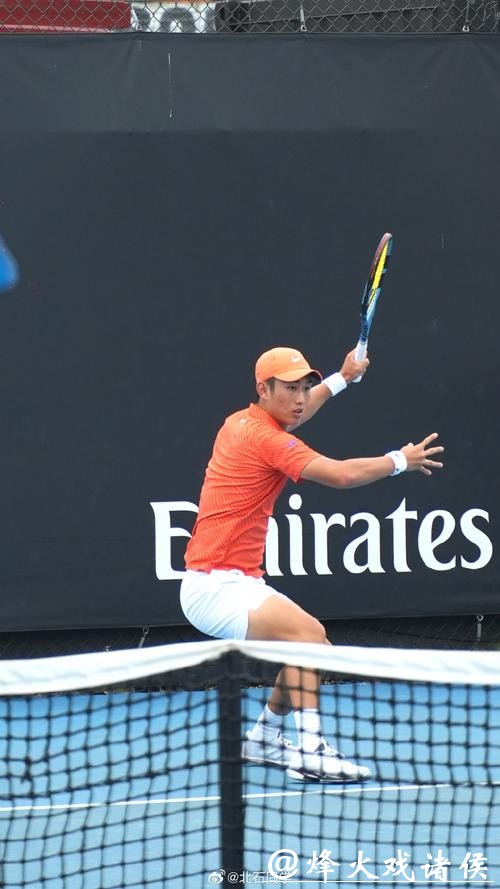 商竣程迎澳网开门红 商竣程迎澳网开门红